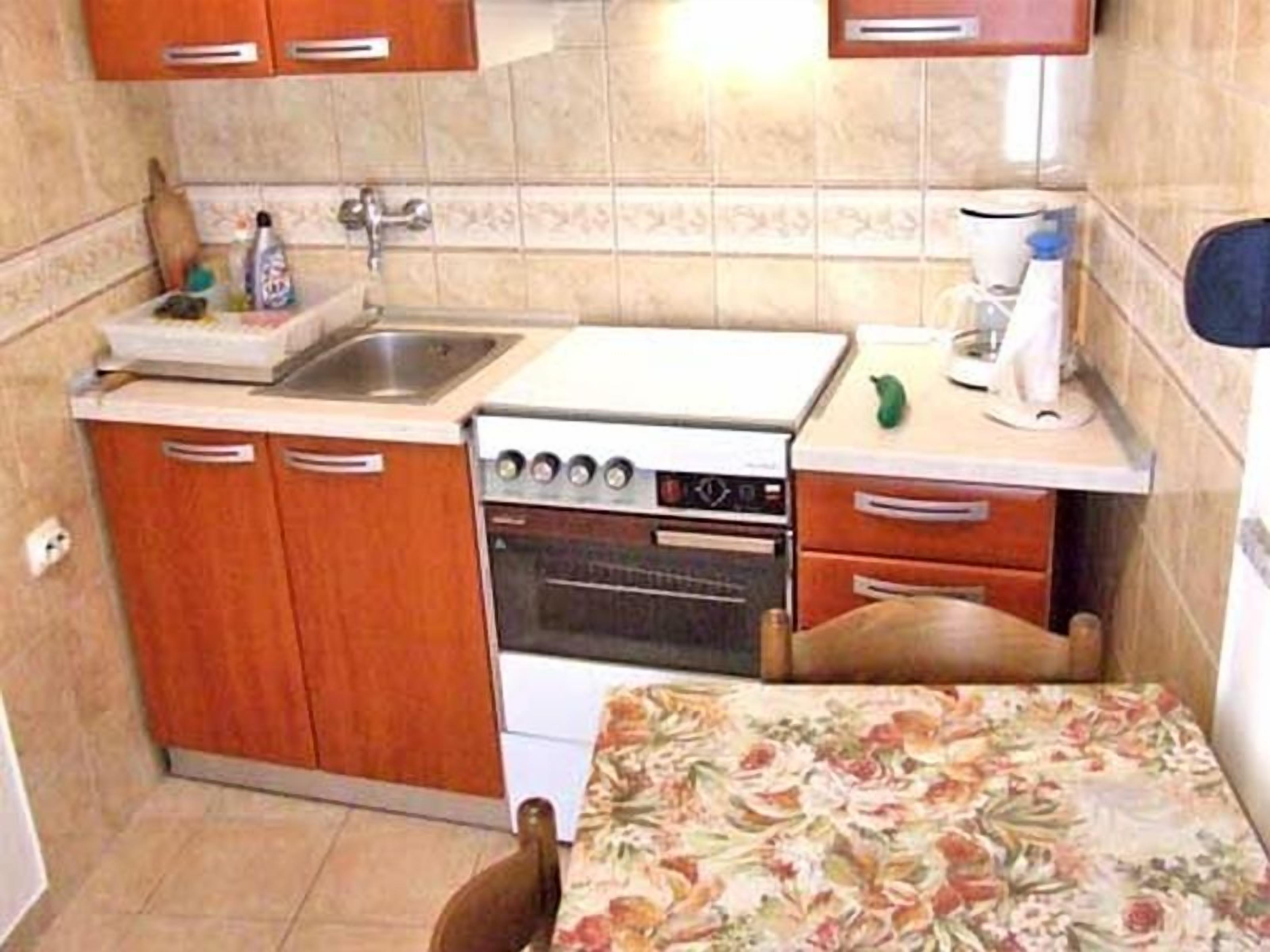 Casa | Cocina privada | Frigorífico, horno, máquina de café espresso y utensilios de cocina