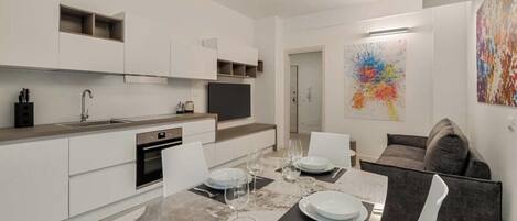 冷蔵庫、食器洗い機