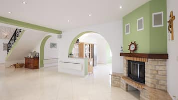 House | BBQ/picnic area