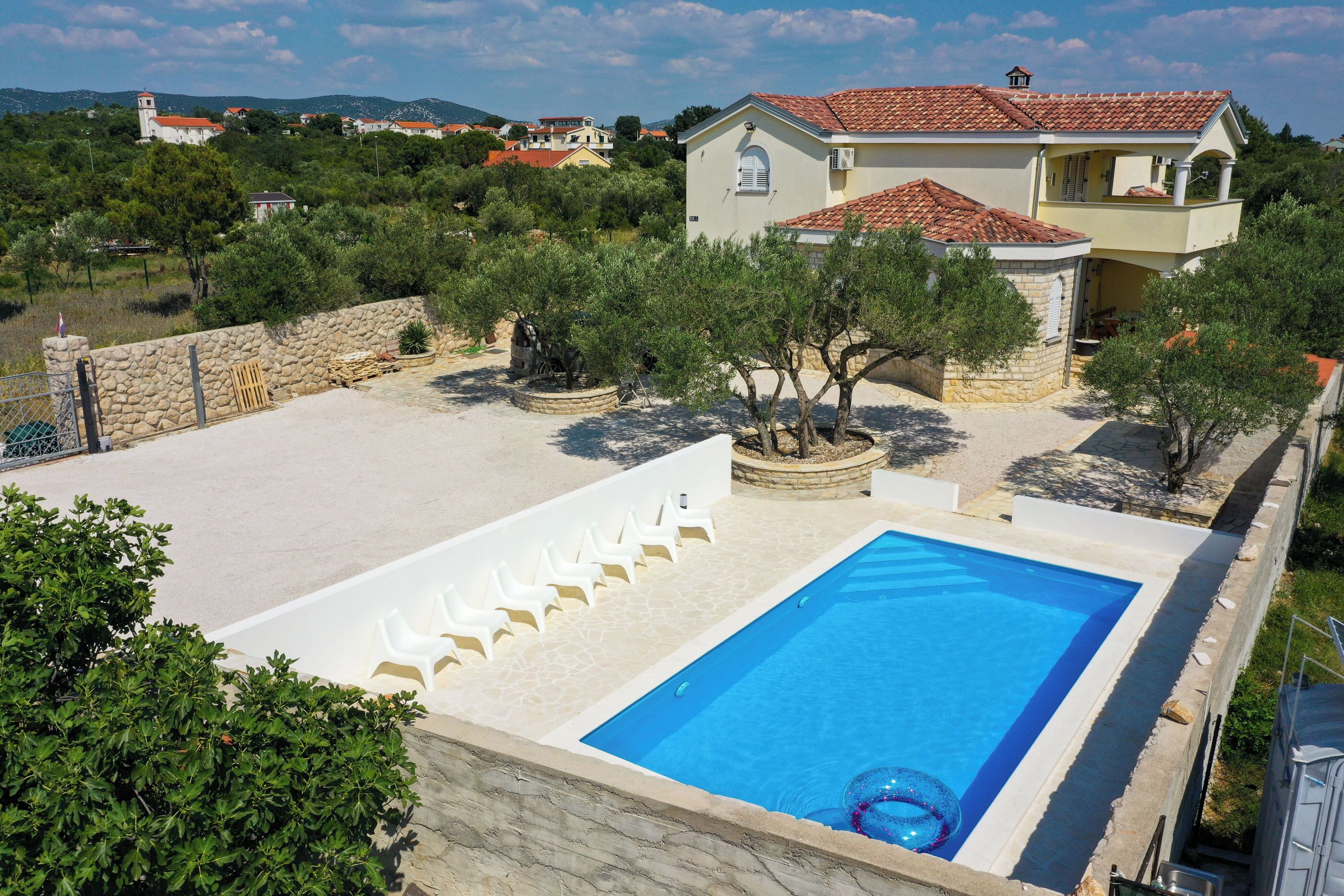 Piscine extérieure