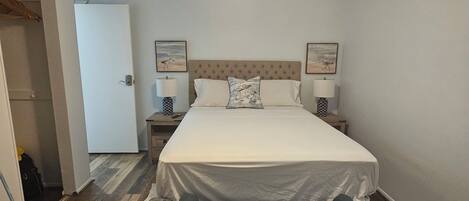 1 soverom, strykejern/-brett, wi-fi og sengetøy