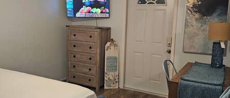 1 Schlafzimmer, Schreibtisch, Bügeleisen/Bügelbrett, WLAN