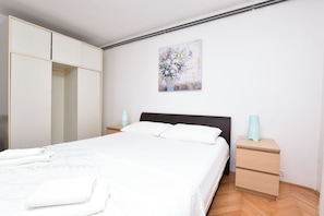 Apartment (A1) | Free WiFi - Apartment Ivan (Primosten)