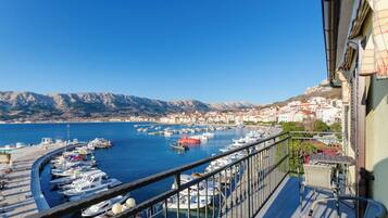 Apartment (A1) | Balcony