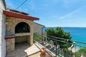BBQ/picnic Area - Apartments Anita (Omis)