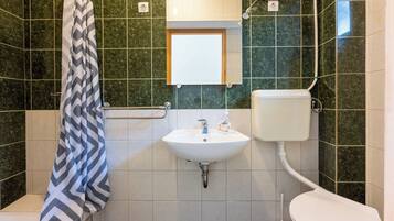 Apartment (A1) | Bathroom | Towels