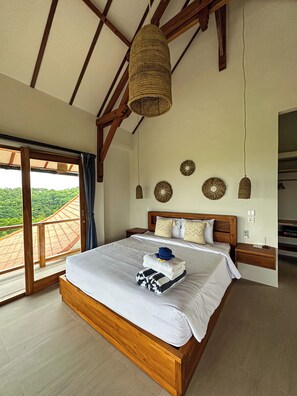 2 slaapkamers, een strijkplank/strijkijzer, internet, beddengoed