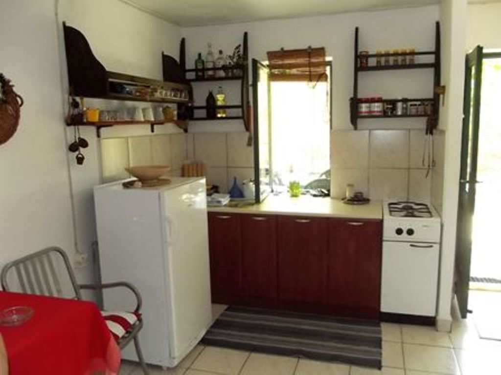 House | Private kitchen | Fridge, stovetop, cookware/dishes/utensils, freezer