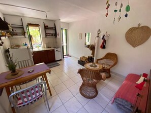 Maison | Cuisine privée | Réfrigérateur, plaque de cuisson