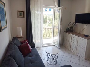 Apartment (A2) | Living room - Apartments Petra (Solta)