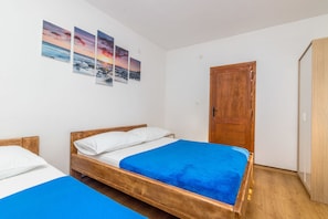 Apartment (A1) | Free cribs/infant beds, free WiFi - Apartment Robinzon Lantana (Jelsa)