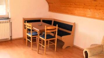 Appartement (A2) | Restauration