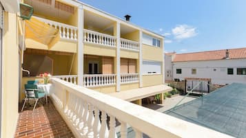 Apartment (A1) | Balcony