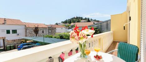 Huoneisto (A1) | Parveke