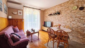 Apartment (A1) | Living room