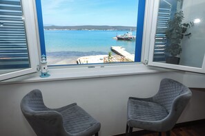 Water view - Apartments Seafront (Pasman)