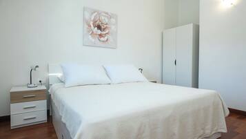 Apartment (A1) | Bügeleisen/Bügelbrett, kostenloses WLAN