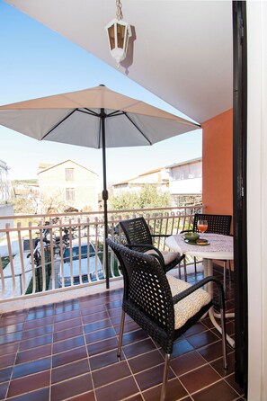 Apartment (A1) | Terrace/patio - Apartments and Room Agiss With Pool (Vodice)