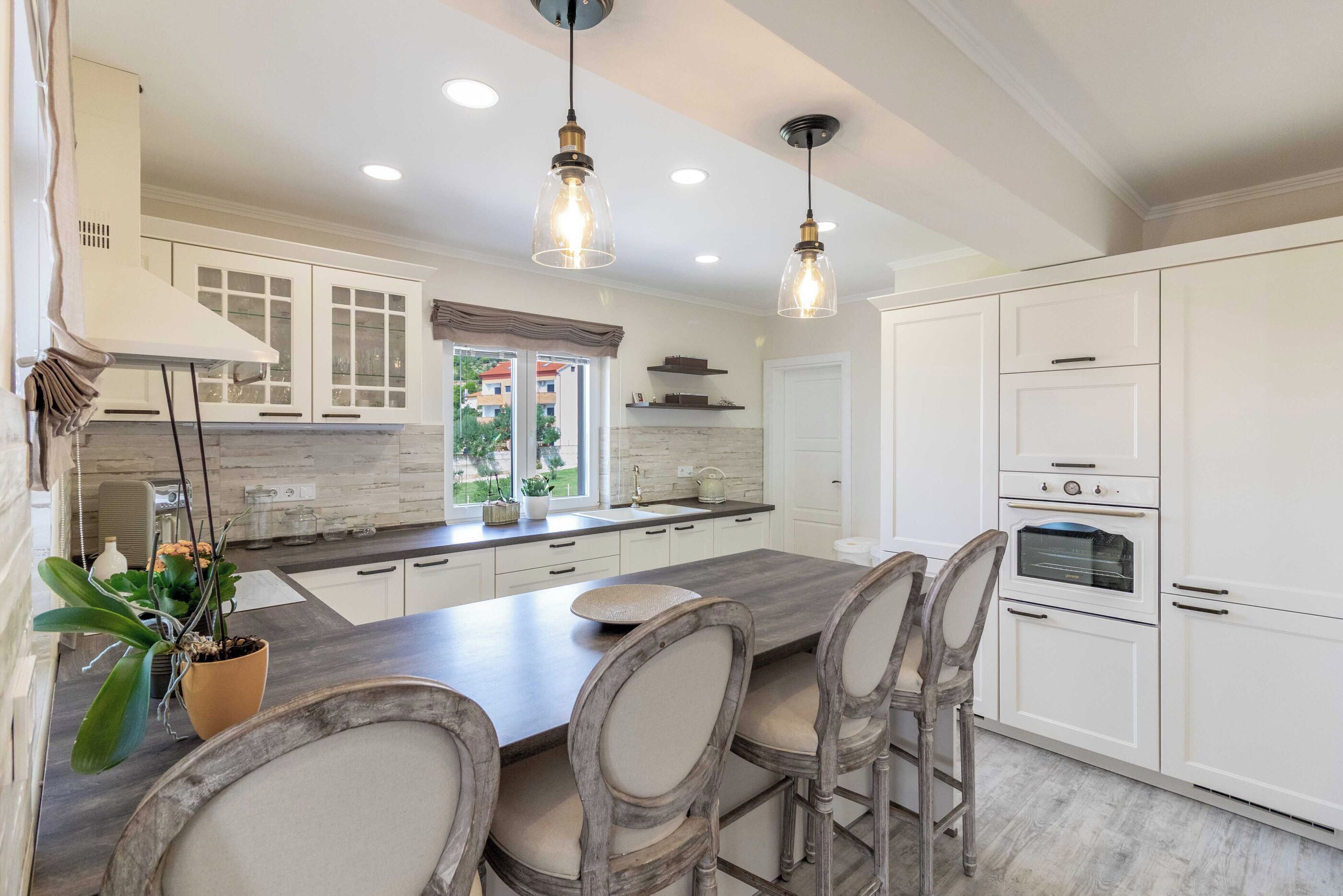 Apartment (A4) | Eigene Küche | Kühlschrank, Mikrowelle, Herdplatte, Wasserkocher