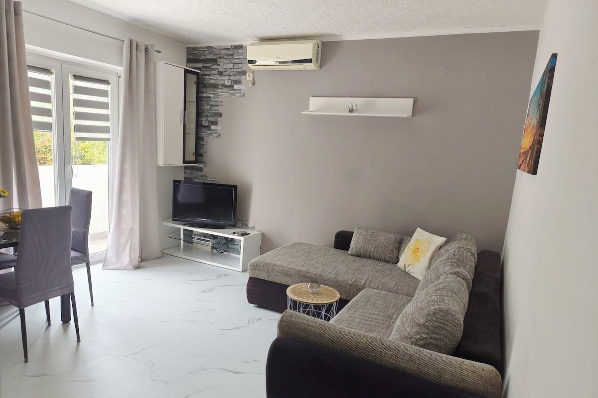 Apartment (A2) | Living room