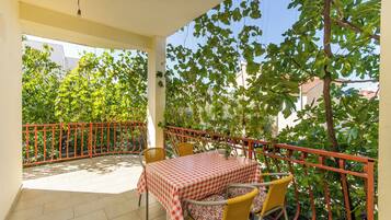 Apartment (A1) | Balcony