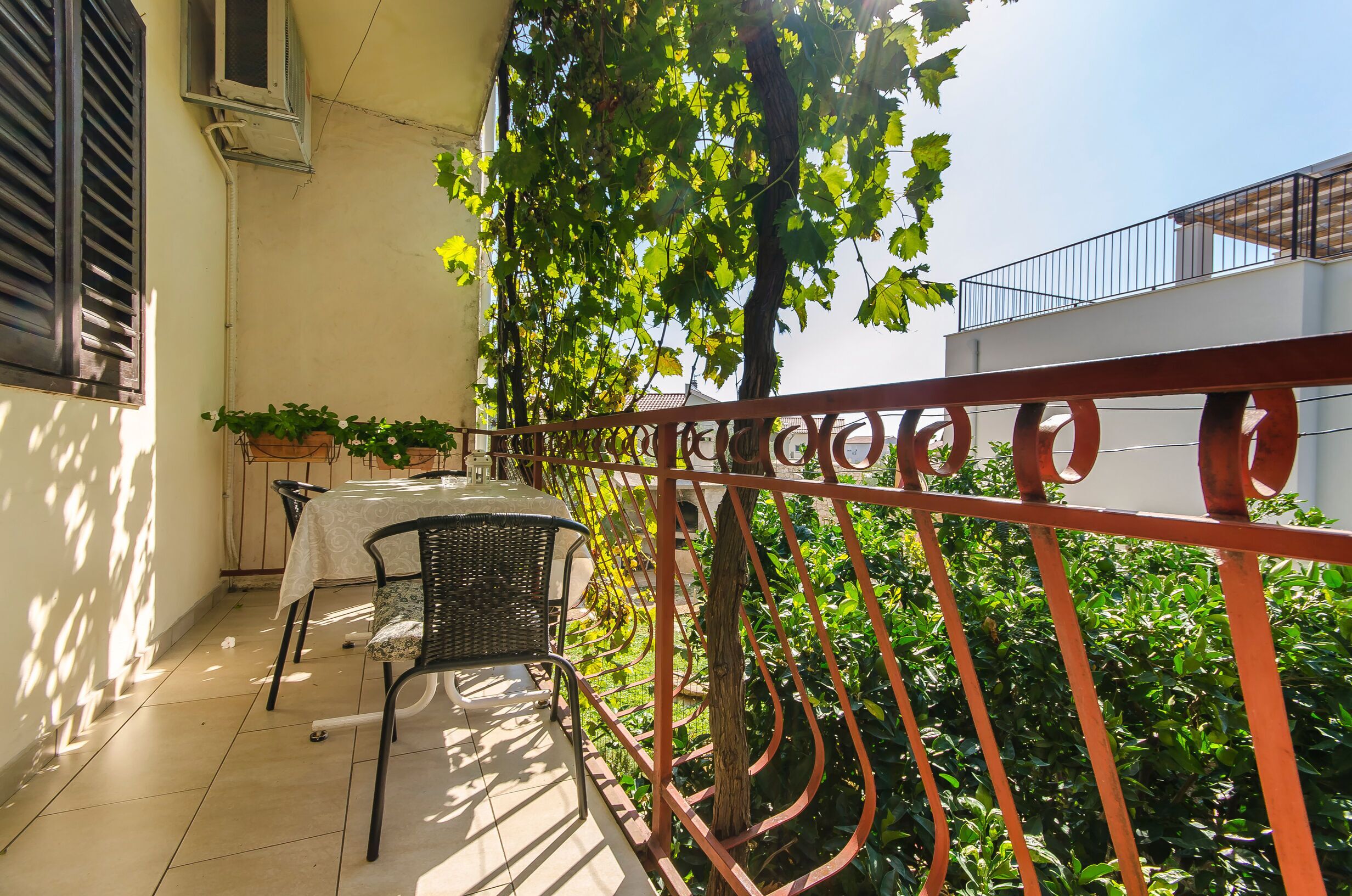 Apartment (A2) | Balkon