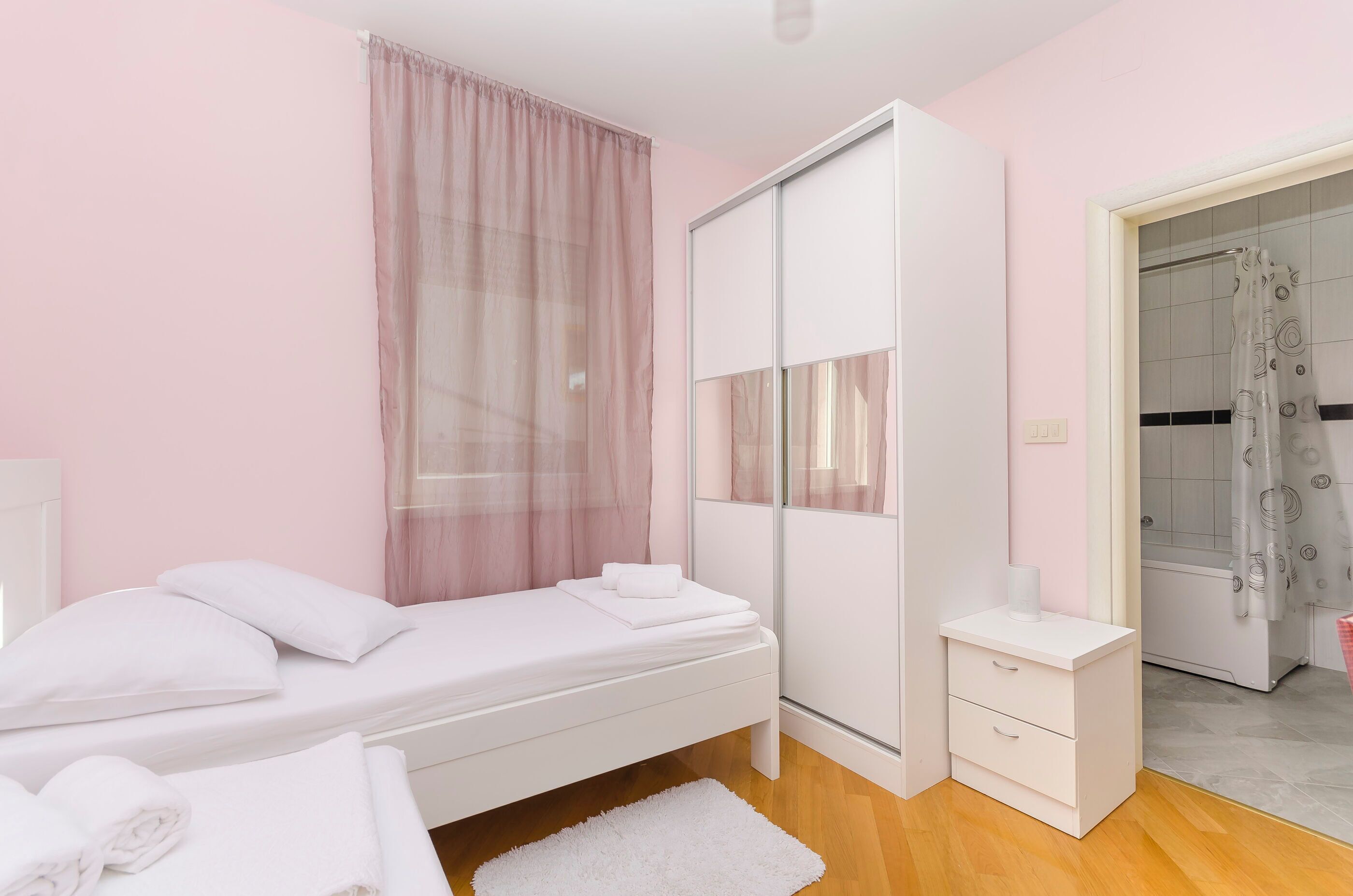 公寓 (A1) | 客房内保险箱、熨斗/熨衣板、免费 WiFi