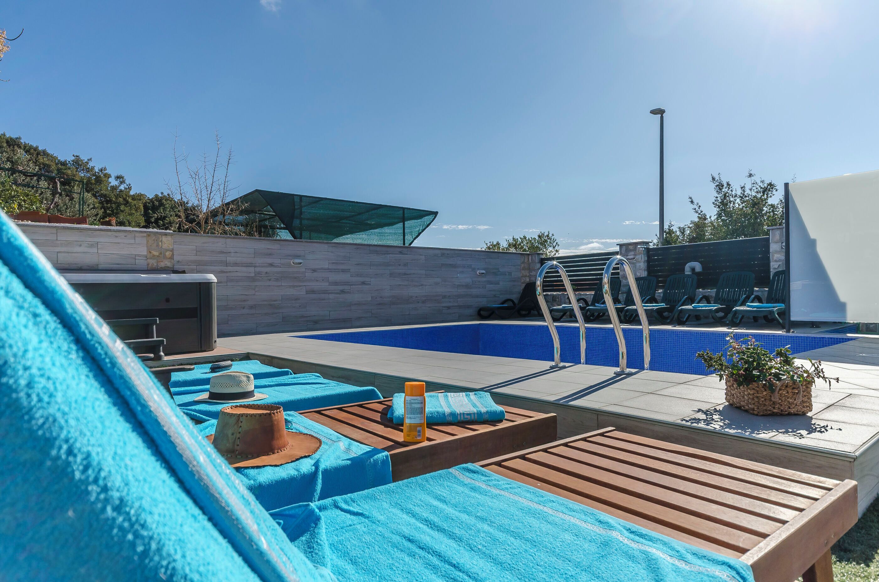 In-room safe, iron/ironing board, free WiFi