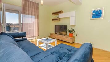 Apartment (A1) | Ruang tamu