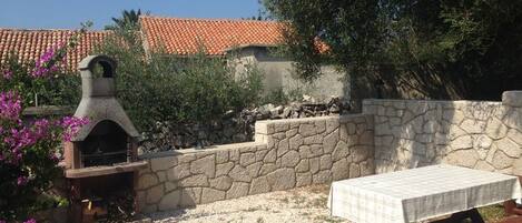 Aire de pique-nique/barbecue