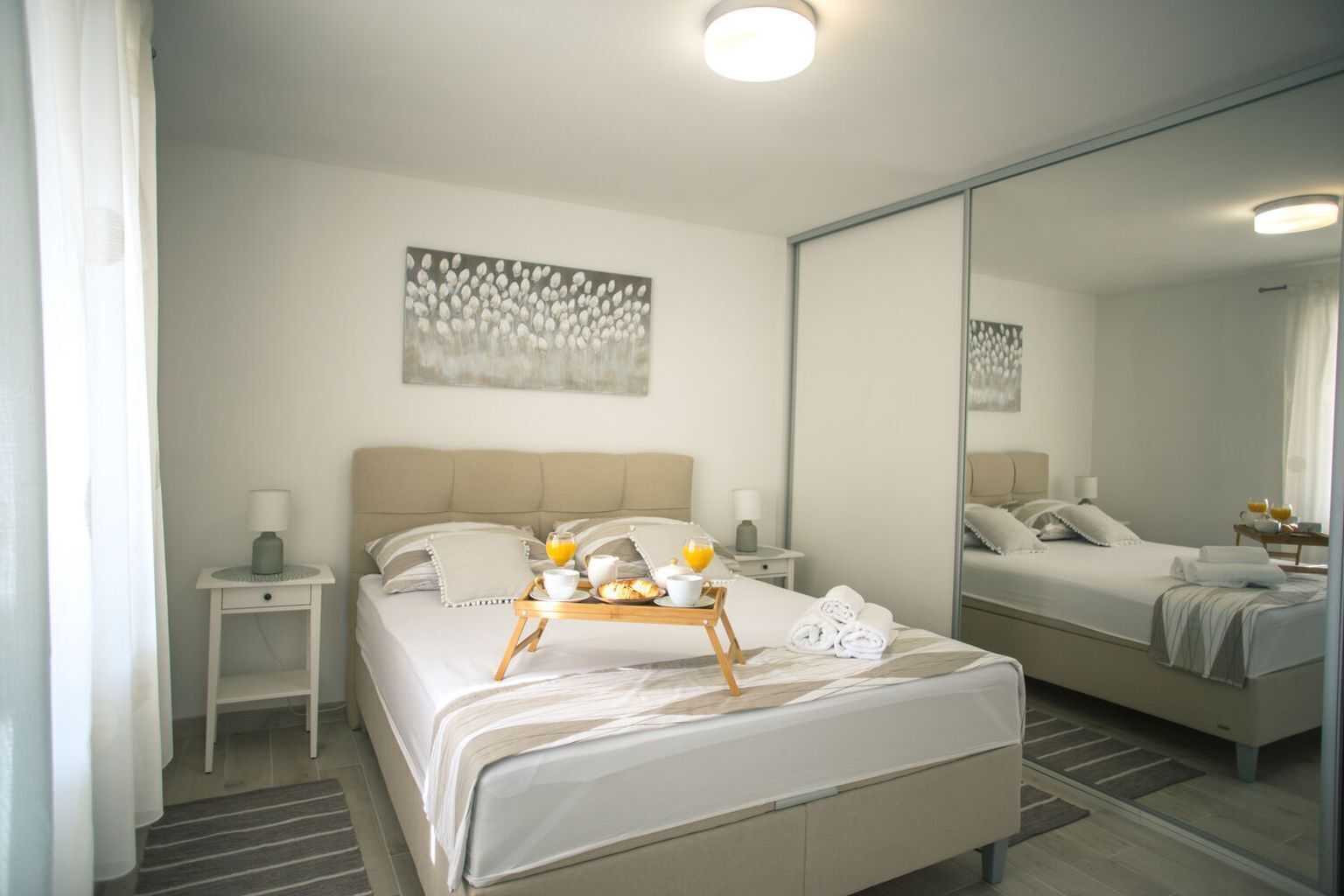 مكواة/لوح كي وواي فاي مجانًا