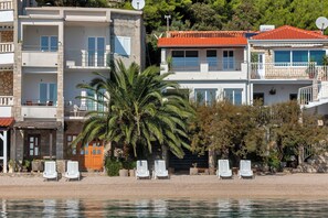 Building design - Apartments Robinzon Nikola (Sucuraj)