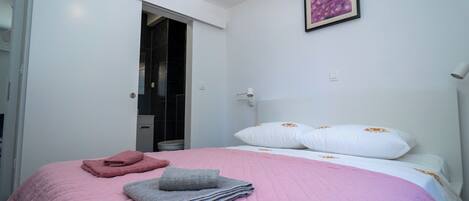 Apartamento (A1) | Ferros/tábuas de passar roupa, Wi-Fi de cortesia