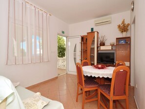 Apartment (A1) | Dining - Apartment Nada (Rogoznica)