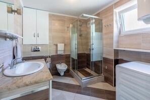House | Bathroom - House Ruzica (Novi Vinodolski)
