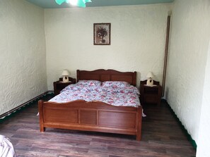 House | Iron/ironing board, free WiFi - House Roza (Otocac)