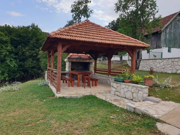 Terrace/patio - House Roza (Otocac)