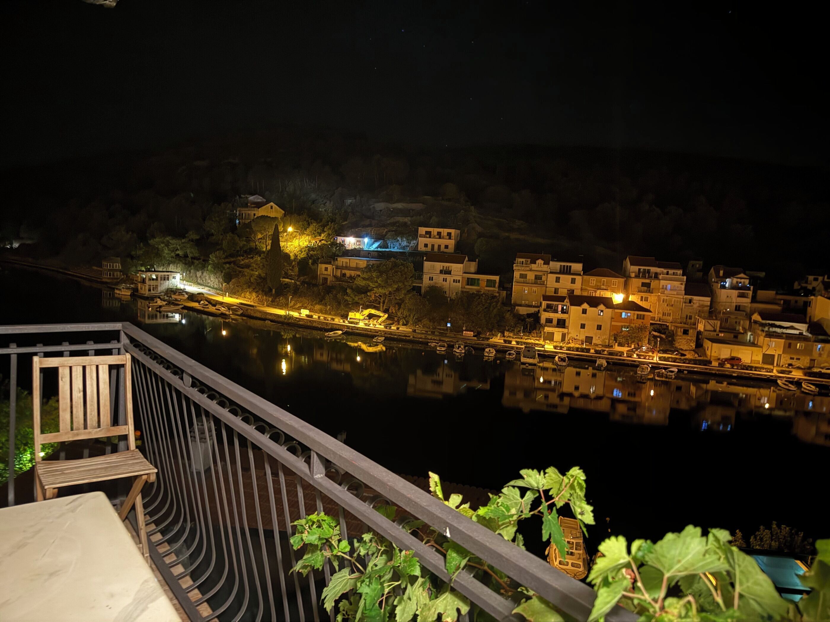 Apartment (A4) | Balkon