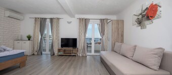 Apartments Nina & Mili