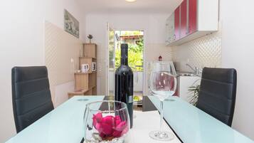 Monolocale (A2) | Ristoranti