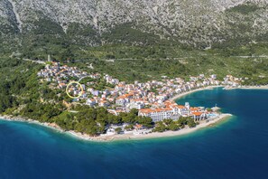 Beach - Apartments Nina & Mili (Podgora)