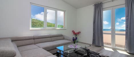 Apartment (A1) | Living room