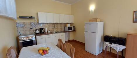 Appartement (A2) | Cuisine privée