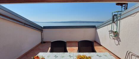 Appartement (A1) | Restauration en plein air