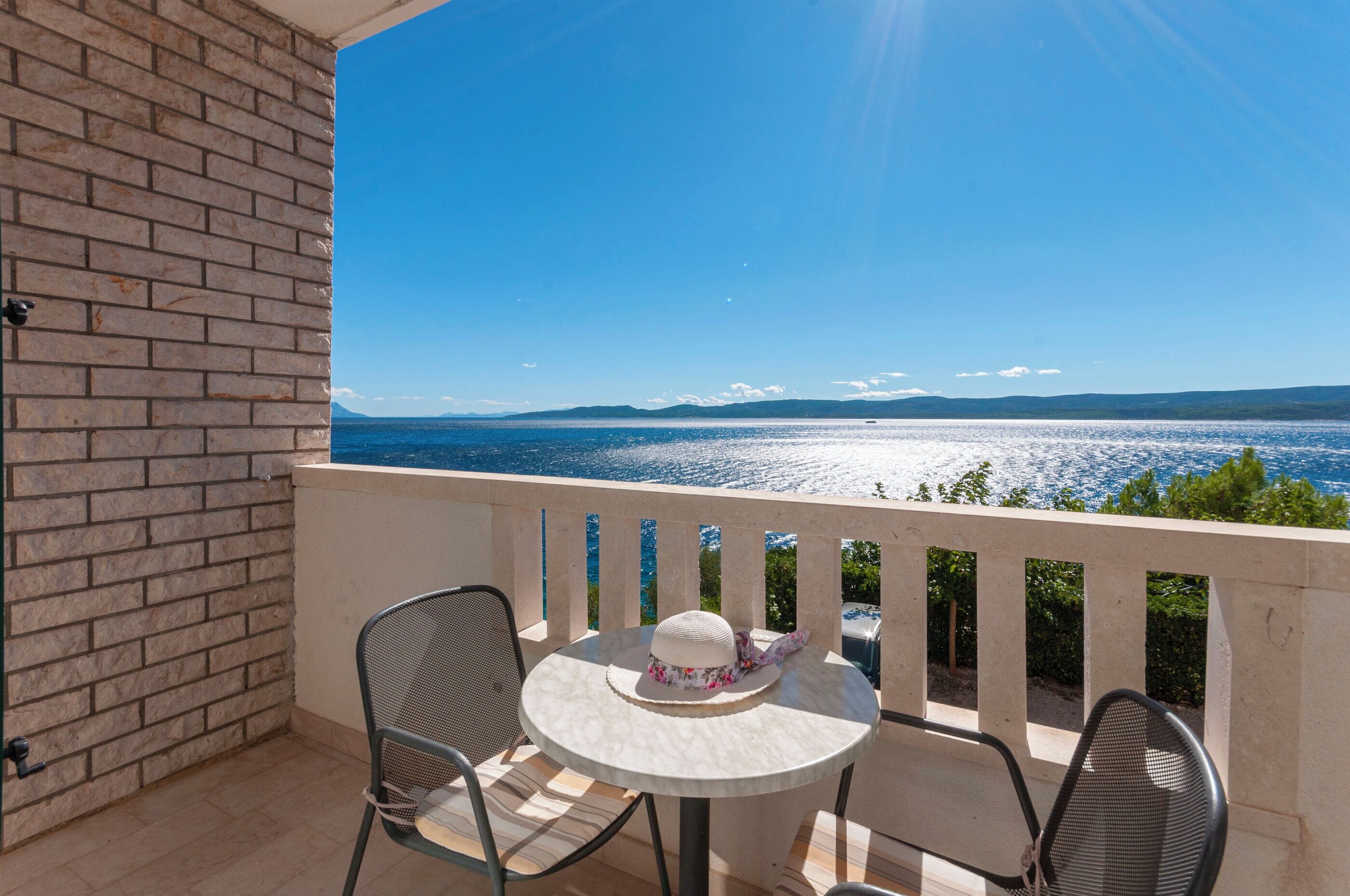 Apartment (A3) | Water view