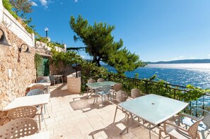 Terrace/patio - Apartments Blazenka (Omis)