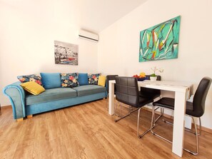 Apart Daire (A1) | Oturma odası