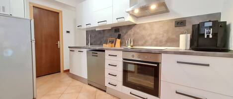 Apartment (A1) | Eigene Küche