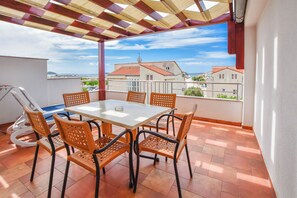 Apartment (A4) | Balcony - Apartments Jacqueline (Pakostane)