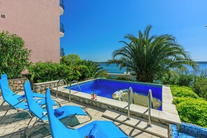 Outdoor pool, a heated pool - Apartment Blancas (Crikvenica)